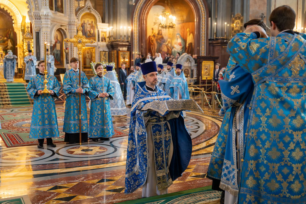 Фото: Награждение настоятеля