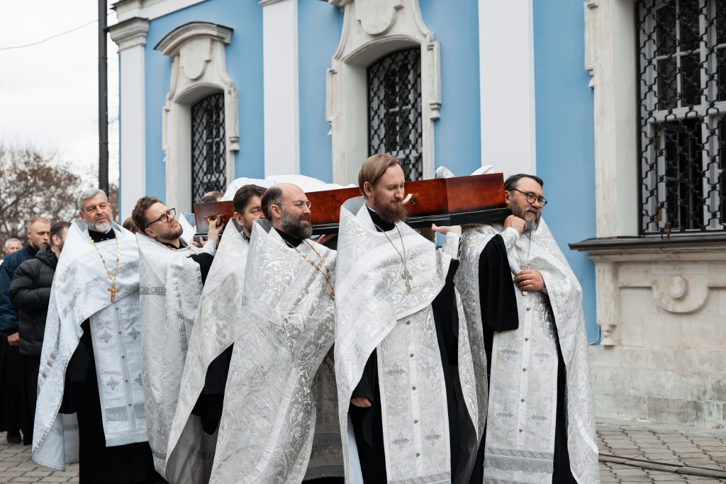 Фото: Отпевание священника Николая Михалушкина